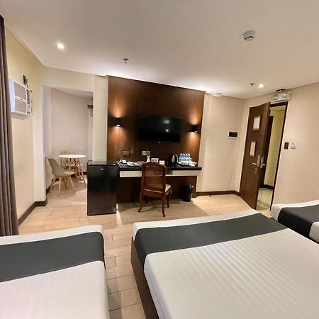 The Vip Hotel Кагаян-де-Оро Экстерьер фото