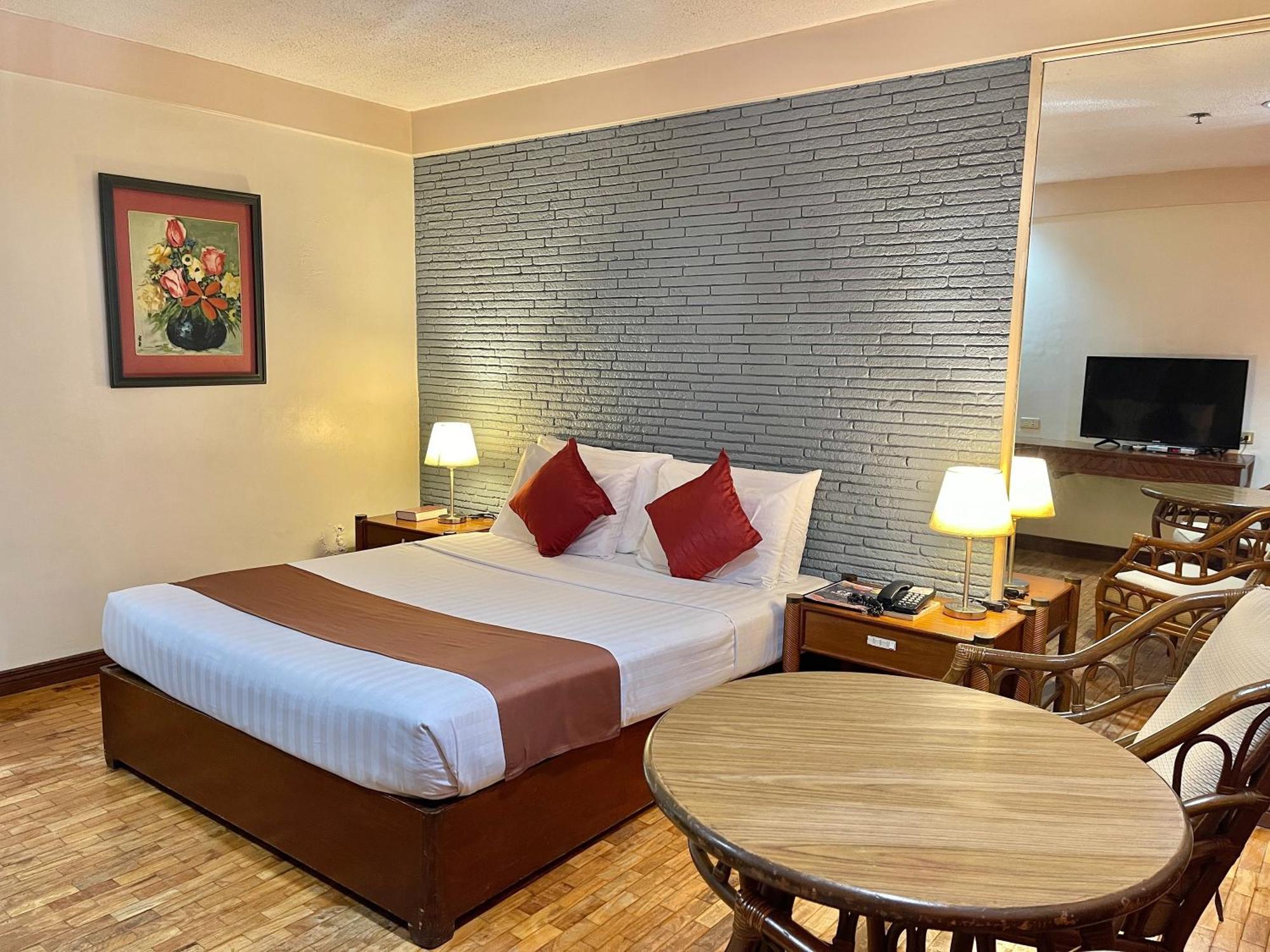 The Vip Hotel Кагаян-де-Оро Экстерьер фото